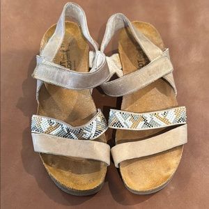 Naot Footwear's Women Gwyneth Sandal - Women’s Size 6